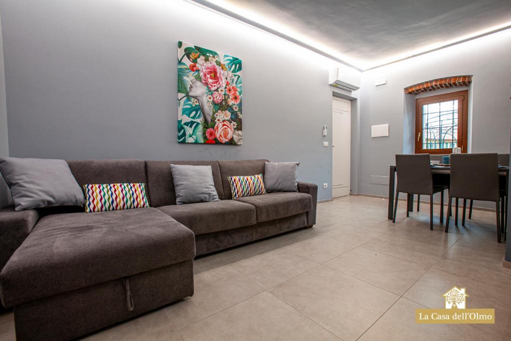 Część wypoczynkowa w obiekcie La Casa dell'Olmo - Suite Apartment Cuneo