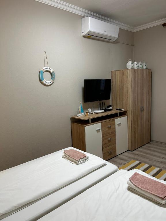 Kisvirág Apartman - Apartamento De Dos Dormitorios