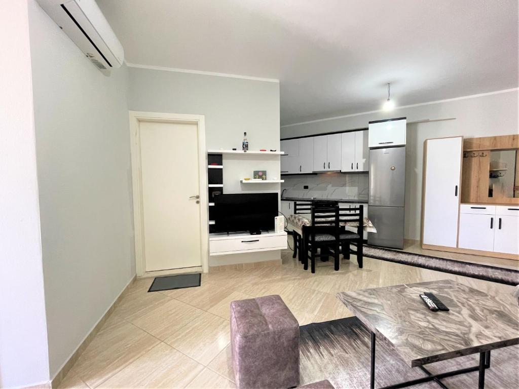 Lungomare Apartment - Image 4