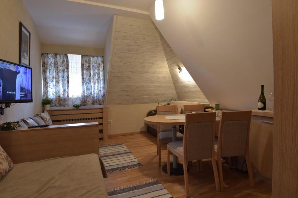 Posezení v ubytování Konaci Kopaonik Lux Apartmani