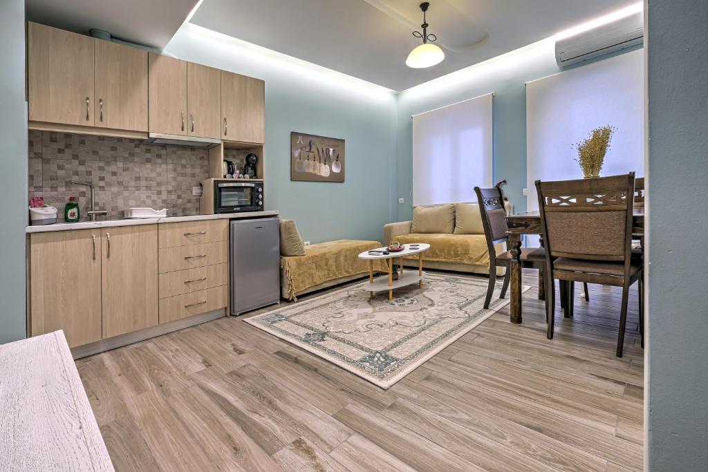 Sophie's Apartment - 2