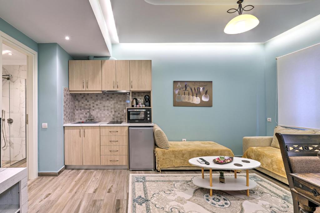 Sophie's Apartment - 6