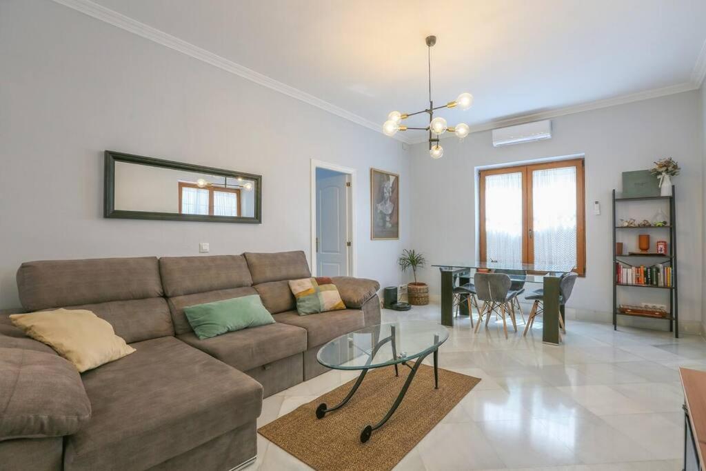RiverWalk Suites - Puente Triana
