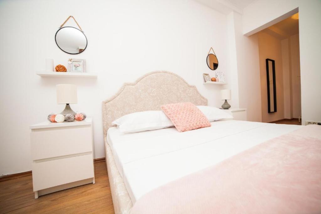 Postel nebo postele na pokoji v ubytování Guesthouse Smart