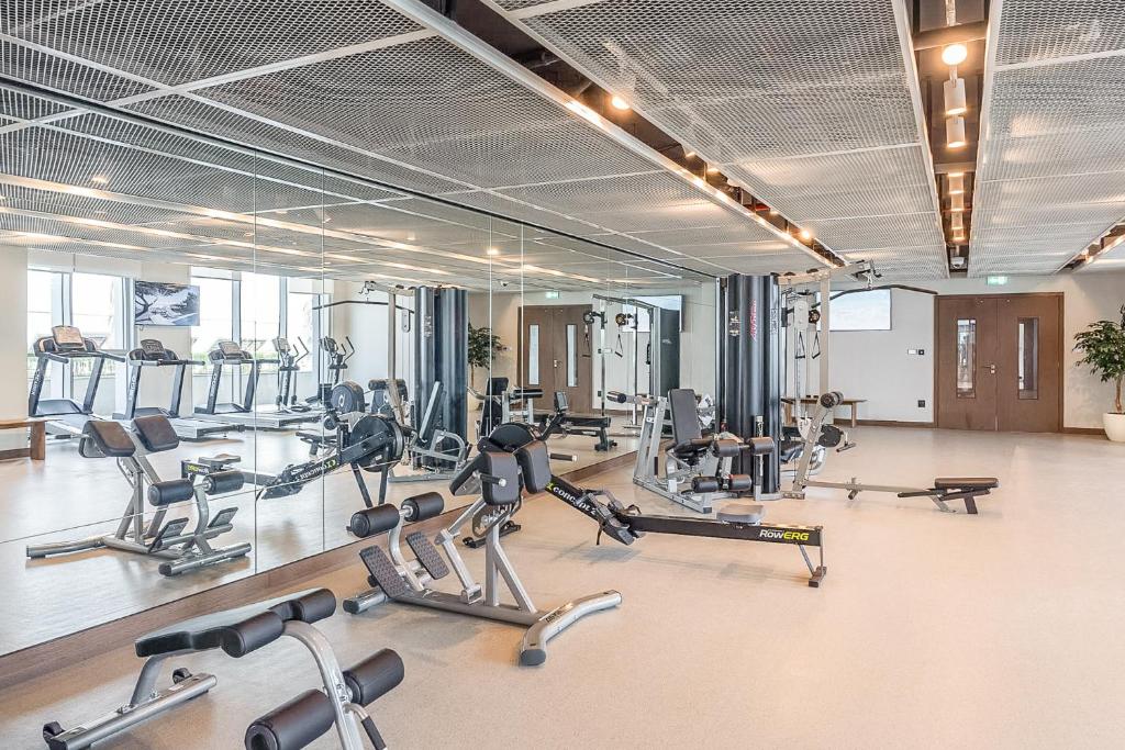 Fitness centrum a/nebo fitness zařízení v ubytování Your beachfront luxe escape experience - Suiteable
