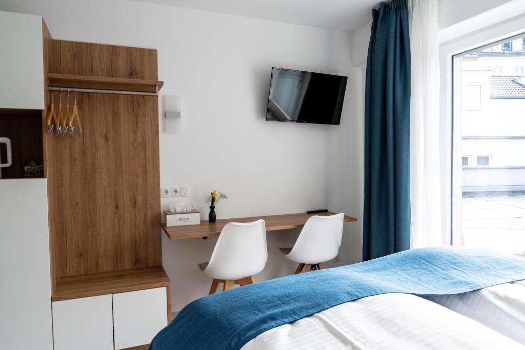 Hotel 83 - Resim 45