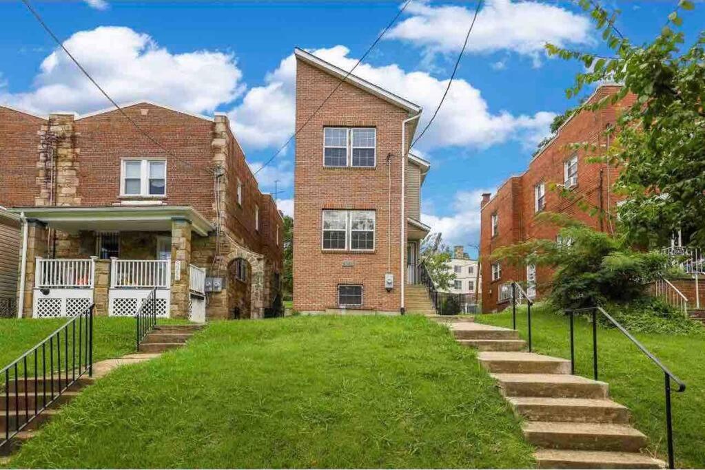 Fotografie z fotogalerie ubytování Charming Bedroom & Parking ve Washingtonu