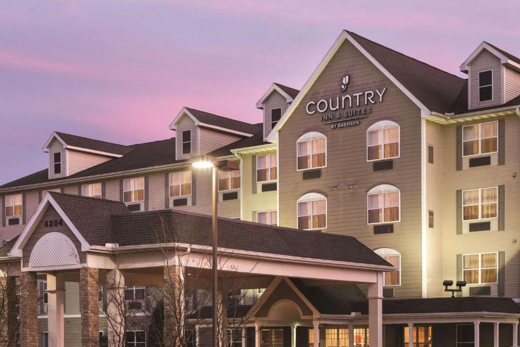 Gallery image of Country Inn & Suites by Radisson, Bentonville South - Rogers, AR in Rogers