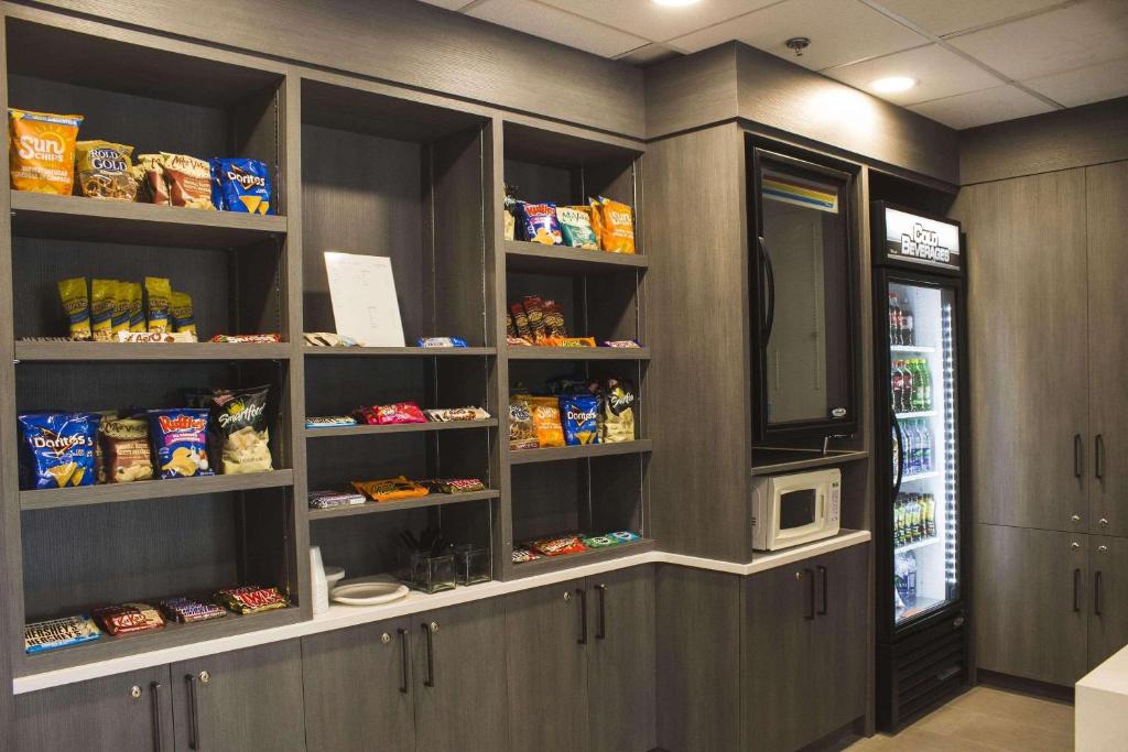 Country Inn & Suites by Radisson, Niagara Falls, ON - Resim 23