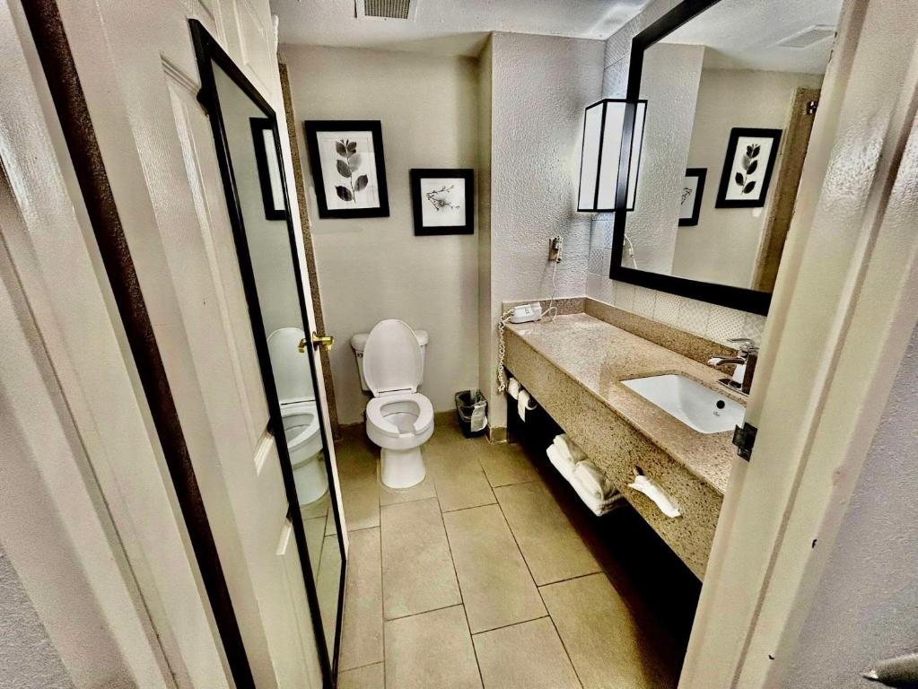 Country Inn & Suites by Radisson, Columbus, GA photo