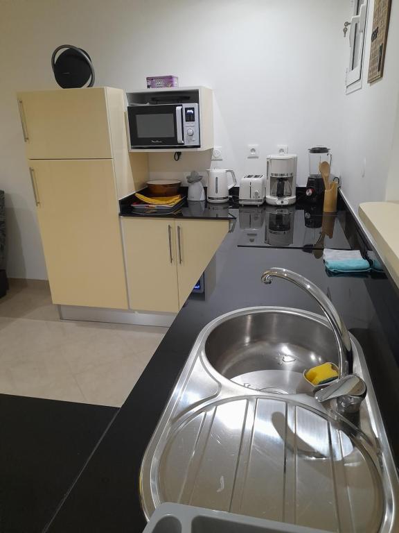 Cucina o angolo cottura di canelle