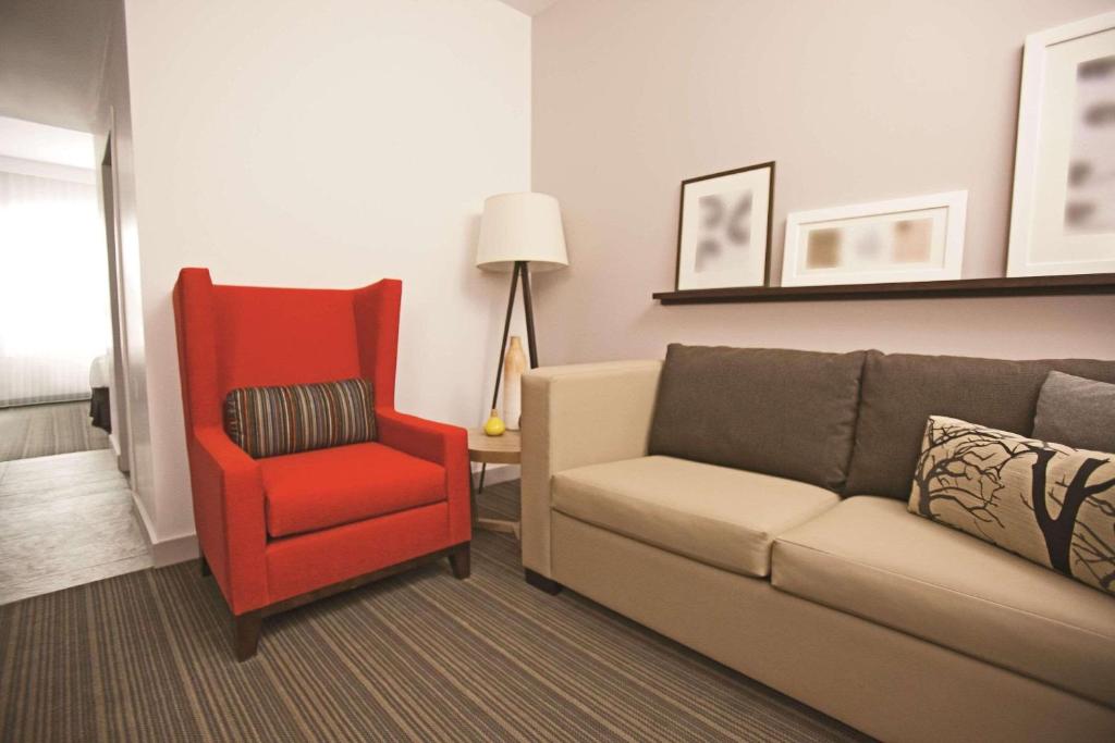 Country Inn & Suites by Radisson, Warner Robins, GA photo