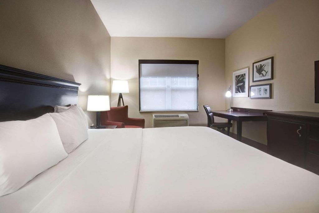 Country Inn & Suites by Radisson, Red Wing, MN, Red Wing – Updated 2024  Prices