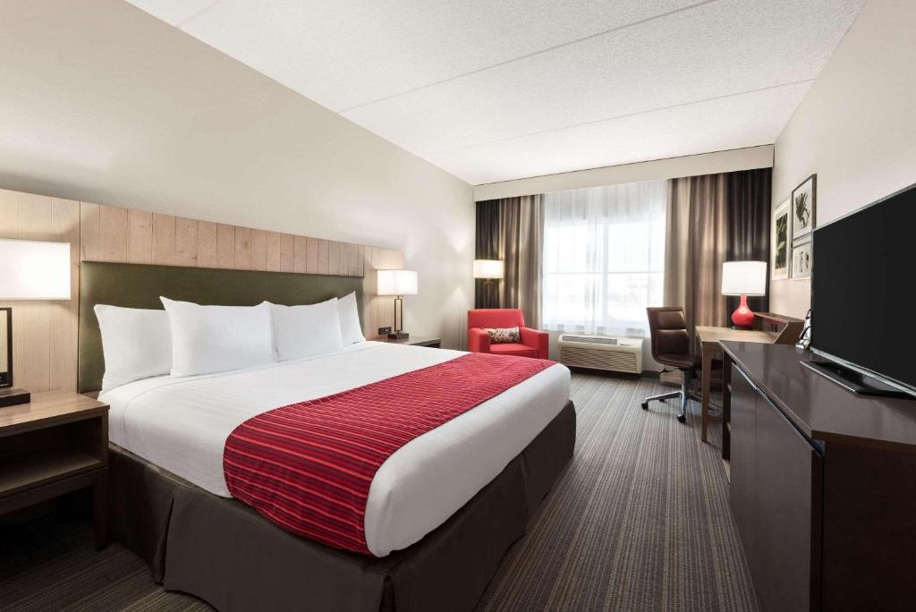 Country Inn & Suites by Radisson, Duluth North, MN photo