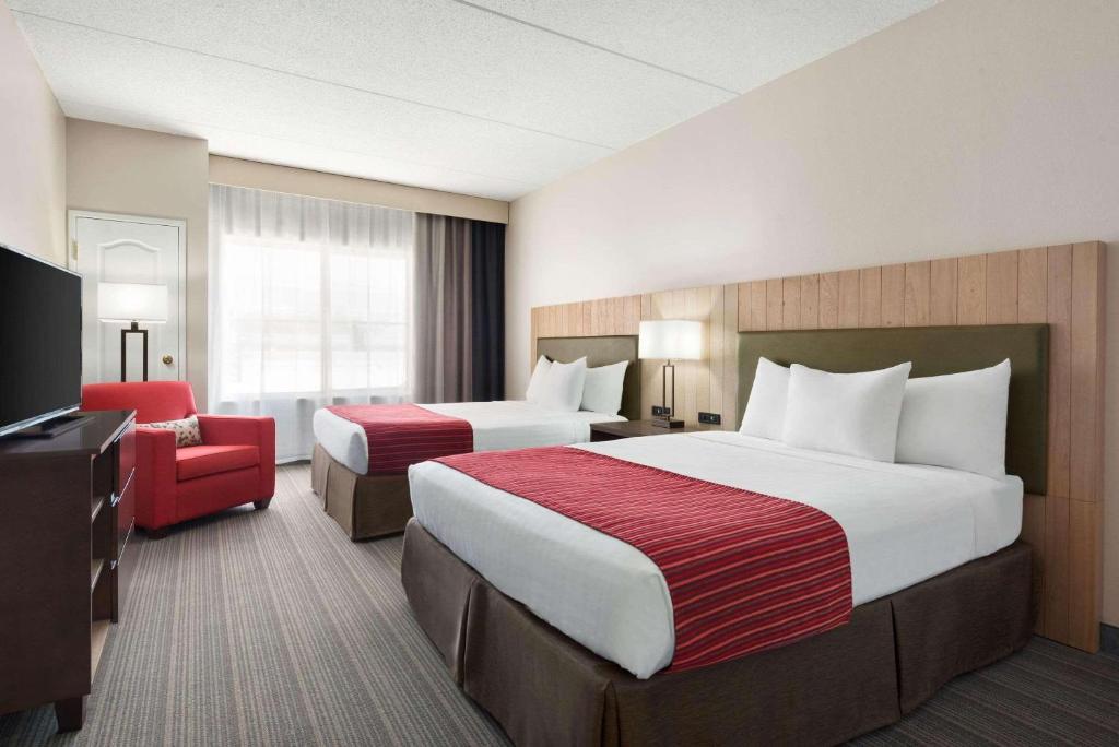 Country Inn & Suites by Radisson, Duluth North, MN photo