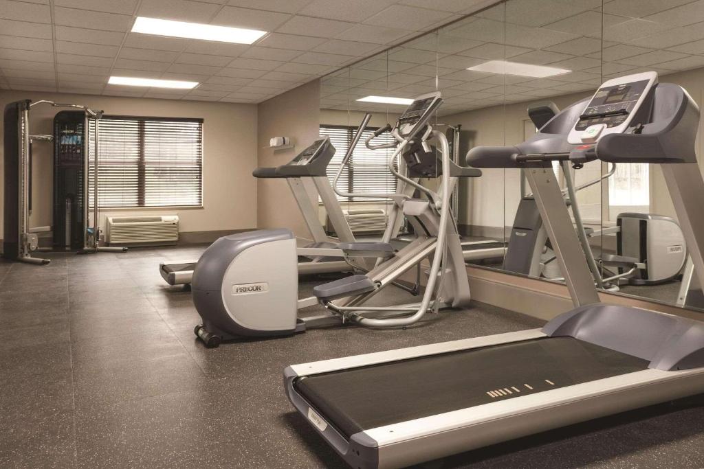 Country Inn & Suites by Radisson, Chattanooga-Lookout Mountain photo
