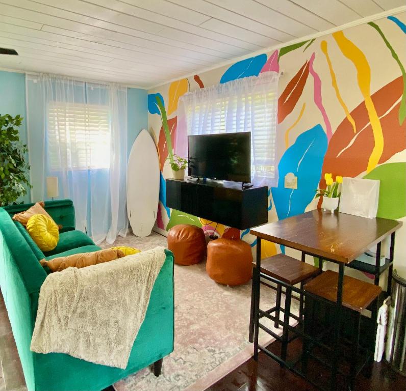 Jupiter Farms Cottage, Jupiter (updated prices 2024)