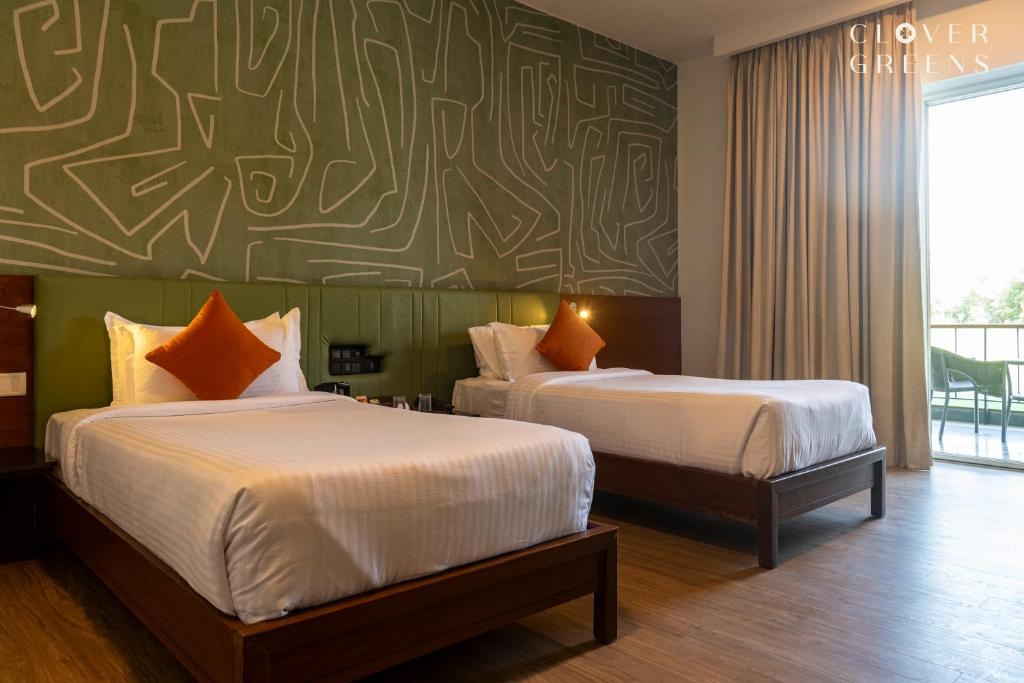 Clovergreens - Deluxe Twin Room