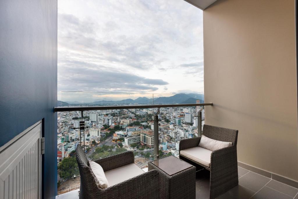 Grand Deluxe Mountain View