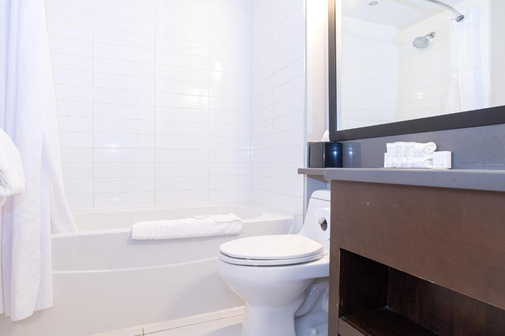 Sandman Signature Edmonton South Hotel - Resim 43