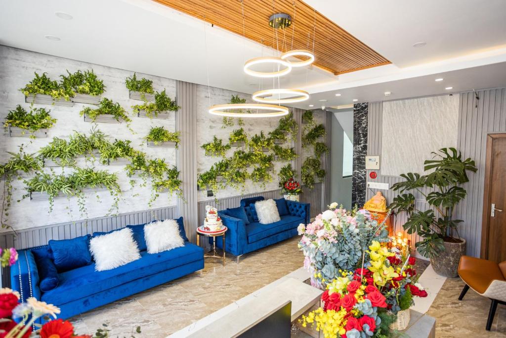 Khu vực ghế ngồi tại Gia Nguyễn Hotel Dalat