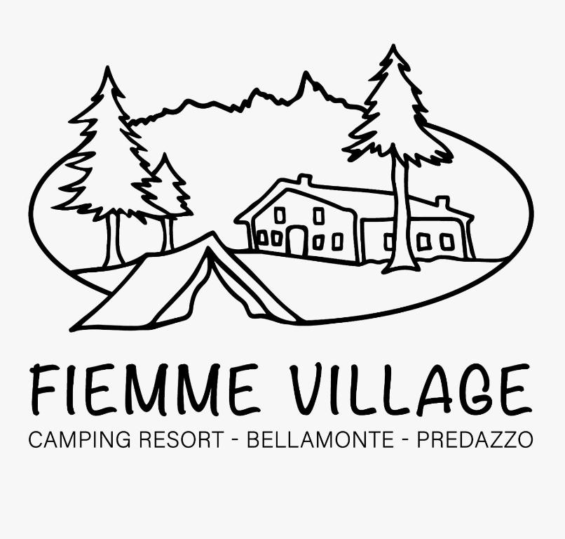 ベッラモンテにあるFiemme Villageの家並木のキャンプ場のロゴ