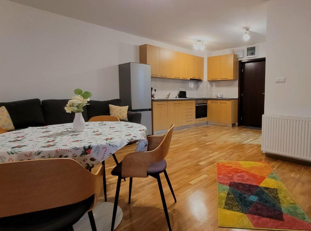 Kuchyň nebo kuchyňský kout v ubytování Yvett Studio-Fortuna Park