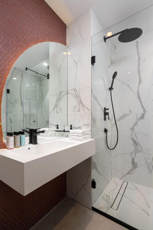 VISIONAPARTMENTS Bucharest - contactless check-in - Resim 37