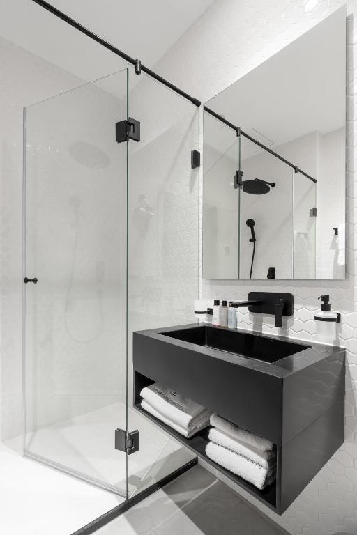 VISIONAPARTMENTS Bucharest - contactless check-in - Resim 31