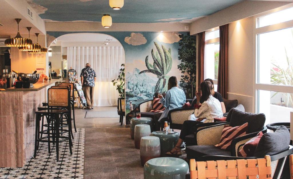 Hotel-Restaurant Isidore Nice Ouest - Resim 1