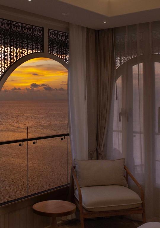 Stone Hotels Dhiffushi - View 11
