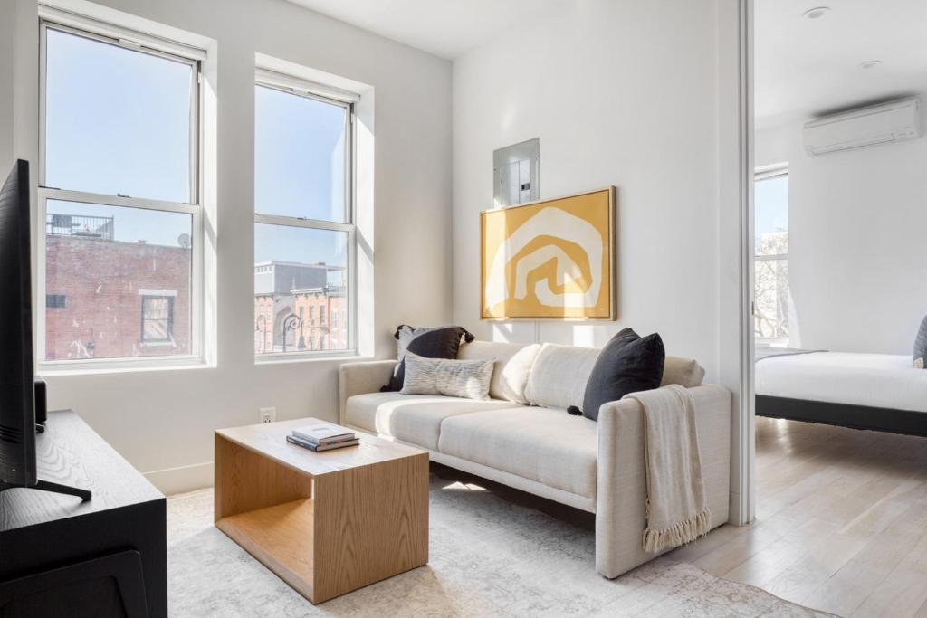 אזור ישיבה ב-Boerum Hill 2br w wd nr BK bridge park NYC-718