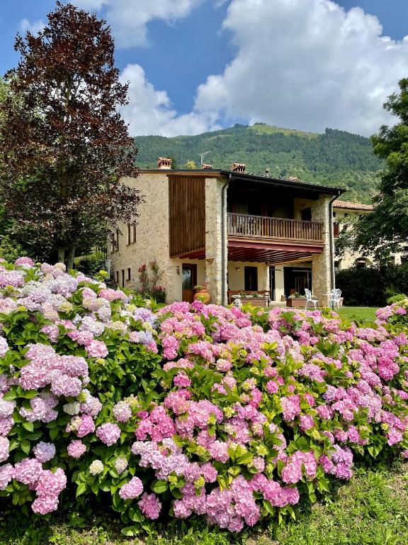 Fotografia z galérie ubytovania Villa Contrà Facci - Strada 52 gallerie del Pasubio v destinácii Schio