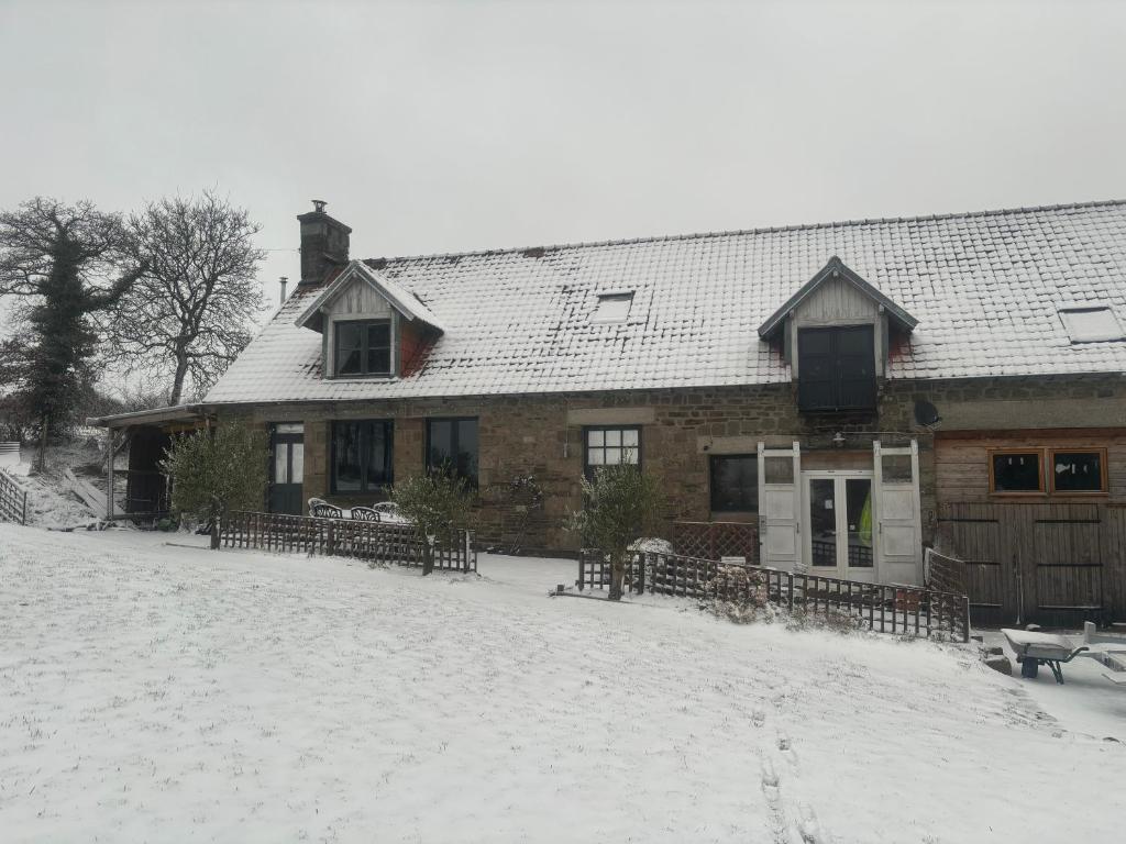 Ferme de Noyes v zimě