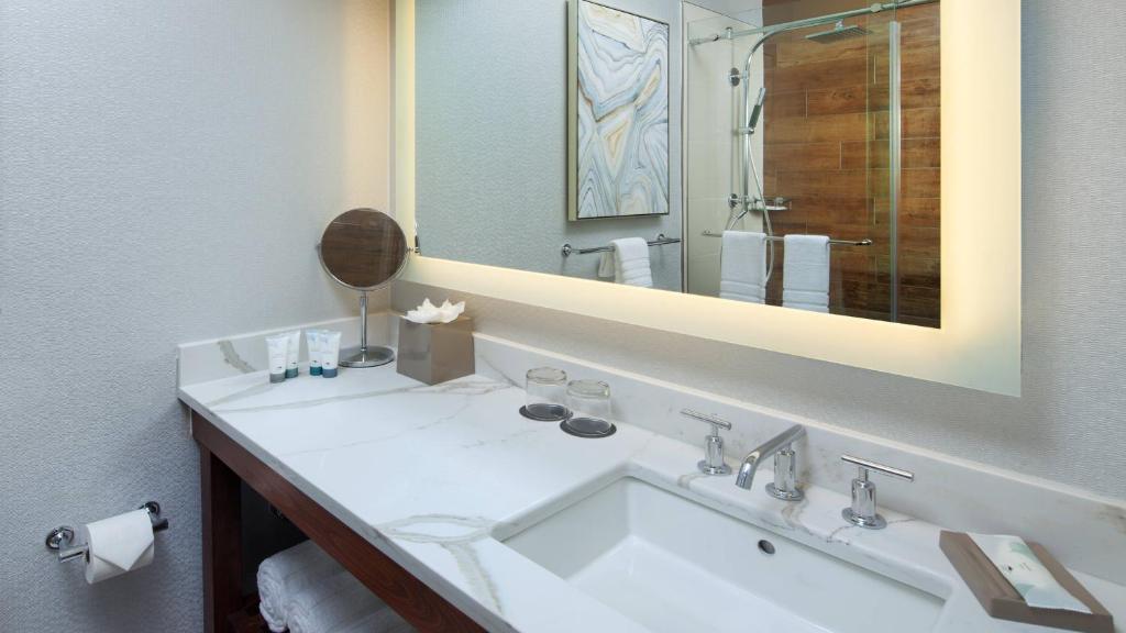 The Westin San Francisco Airport - 