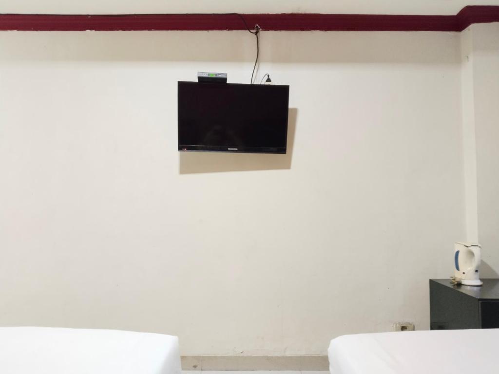 Metro Hotel Bekasi powered by Cocotel - Deluxe Twin Room