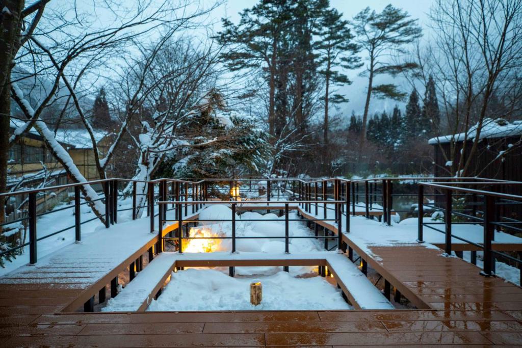 Miyama Ouan Kyoritsu Resort v zimě