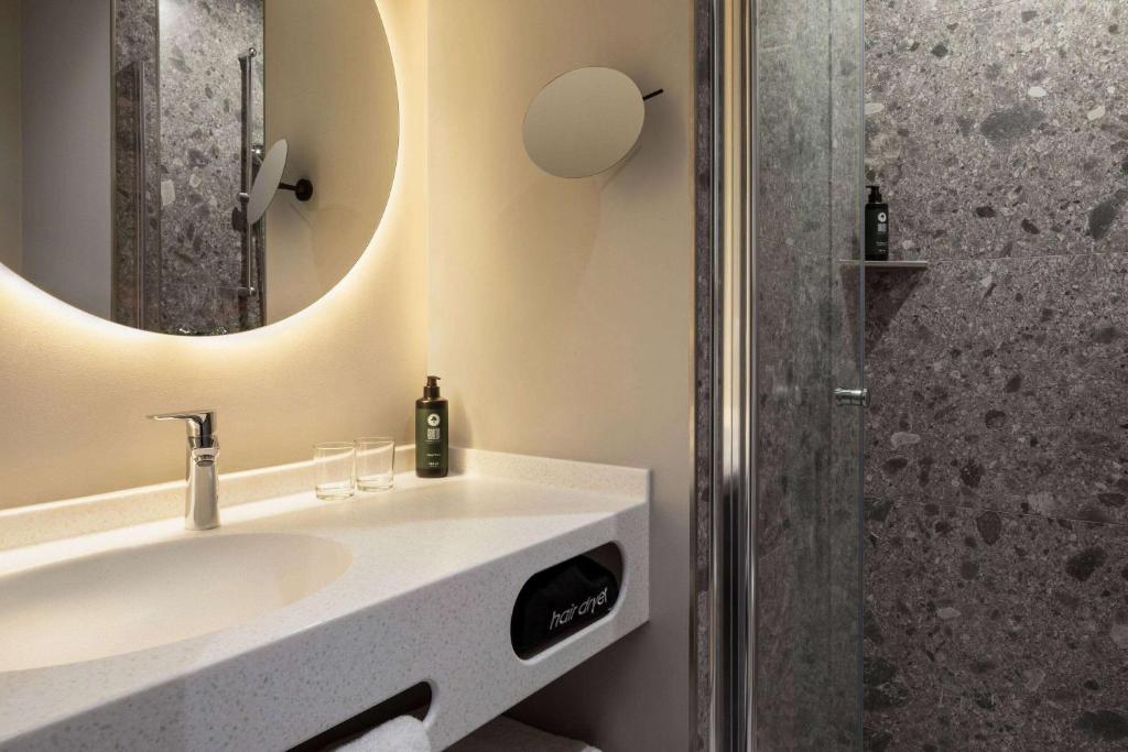 Vienna House Easy by Wyndham Berlin Potsdamer Platz - Habitación Confort Plus