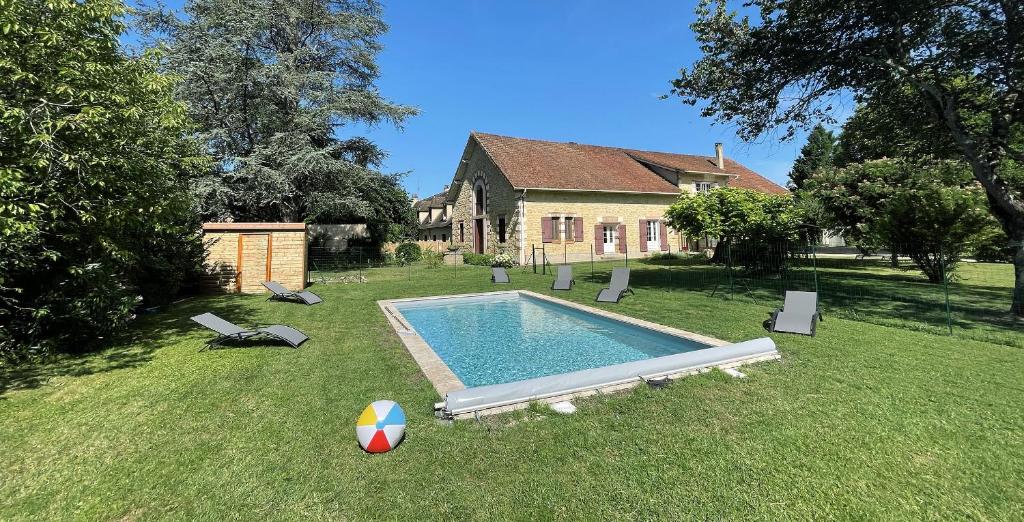 Photo de la galerie de l'établissement Grand gîte villa Périgord noir Trémolat, à Trémolat