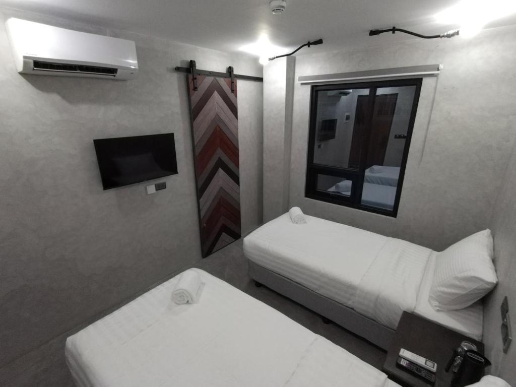 KASA BOUTIQUE HOTEL PROMO DUAL A: CEBU-BOHOL WITHOUT AIRFARE cebu Packages