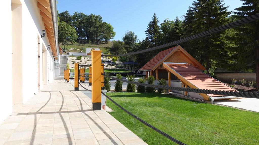Zahrada ubytování Vértes Gyöngye Vendégház Vérteskozma