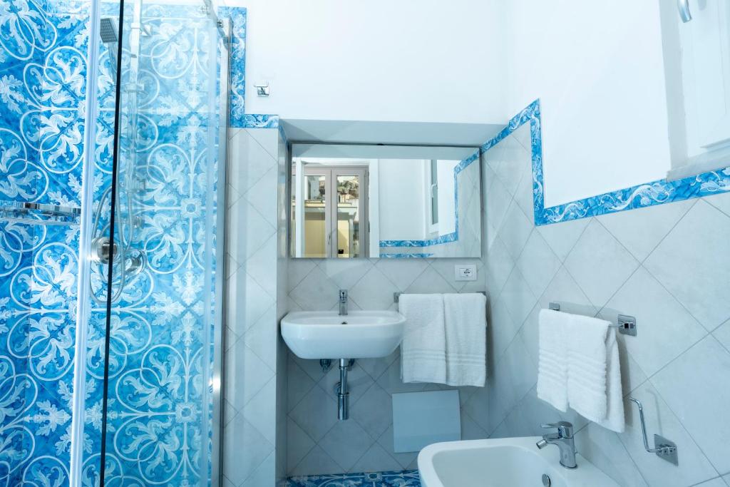 Guest House La Piazzetta - 19