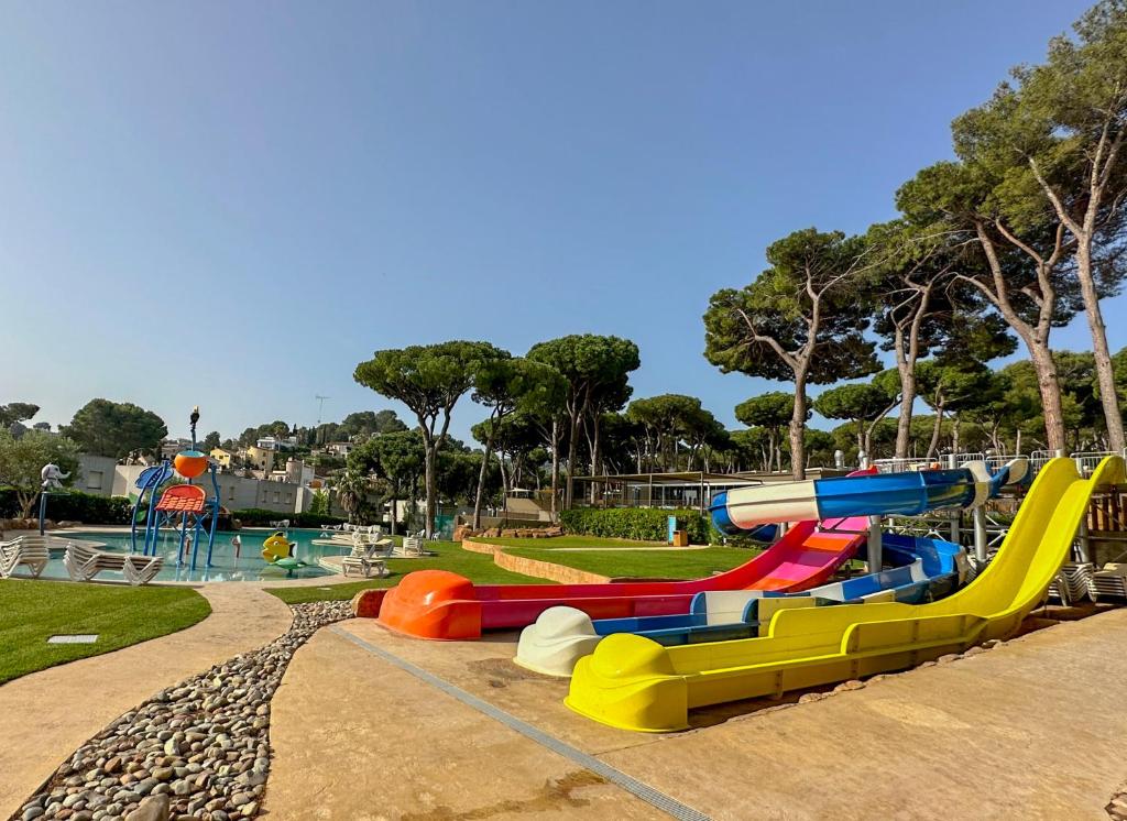 Bazén v ubytování Interpals Eco Resort nebo v jeho okolí