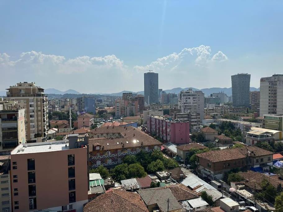 City Center Flat with a Great View - Imazhi 6