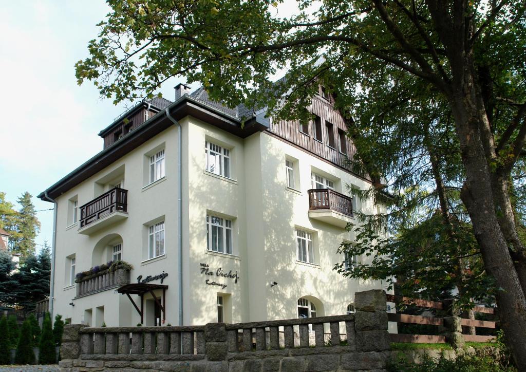 Budova, kde se bed and breakfast nachází