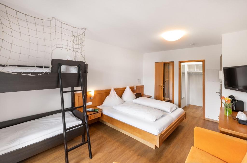 Bodensee Hotel Storchen - One-Bedroom Apartment With Balcony