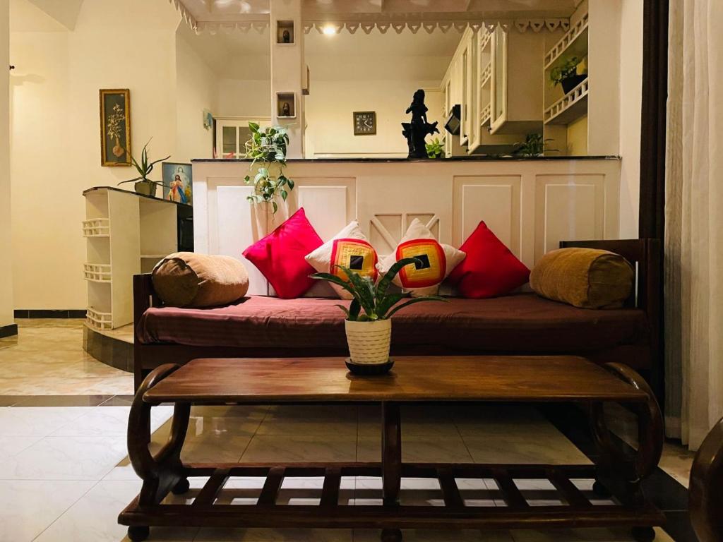 Winston Dutch Canal Villa Guest House - Budget Double Room