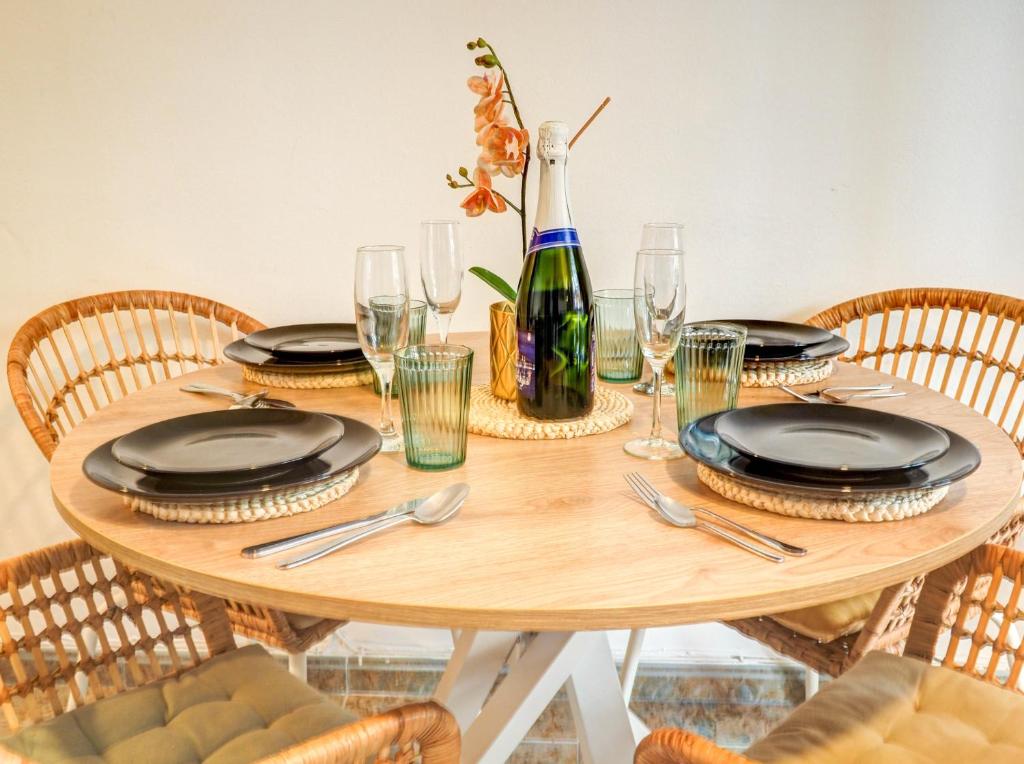 Fotografie z fotogalerie ubytování Cervantes Apartment by Hello Homes Sitges v destinaci Sitges