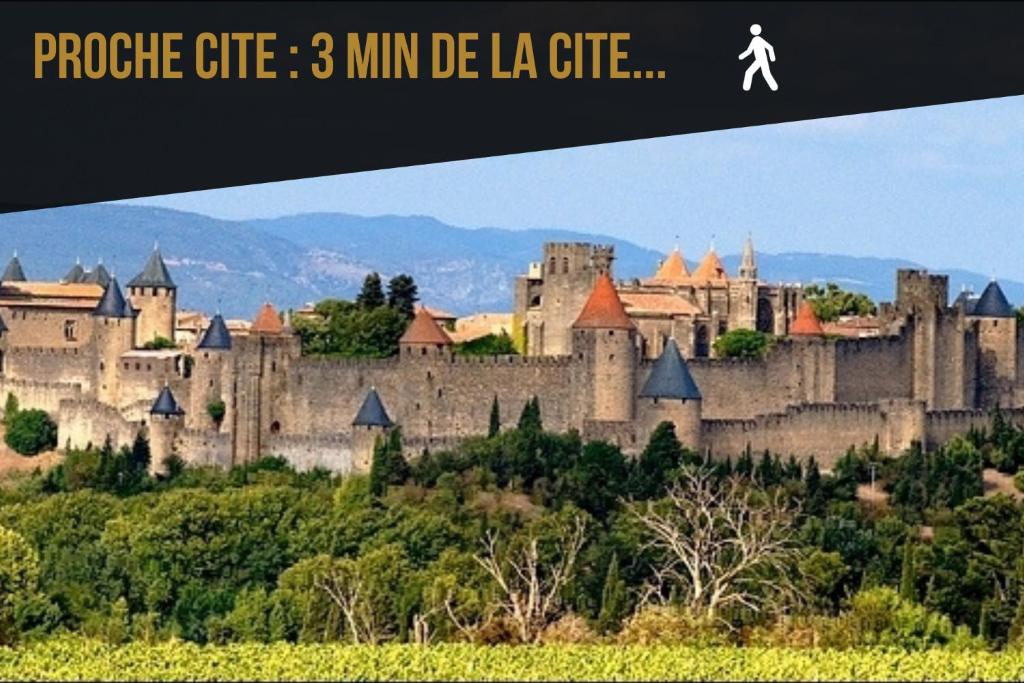 L'Or Vert, CASTLE VIEW, PRIVATE parking, Air conditioner, Netflix, 160m from medieval town - Two-Bedroom Apartment