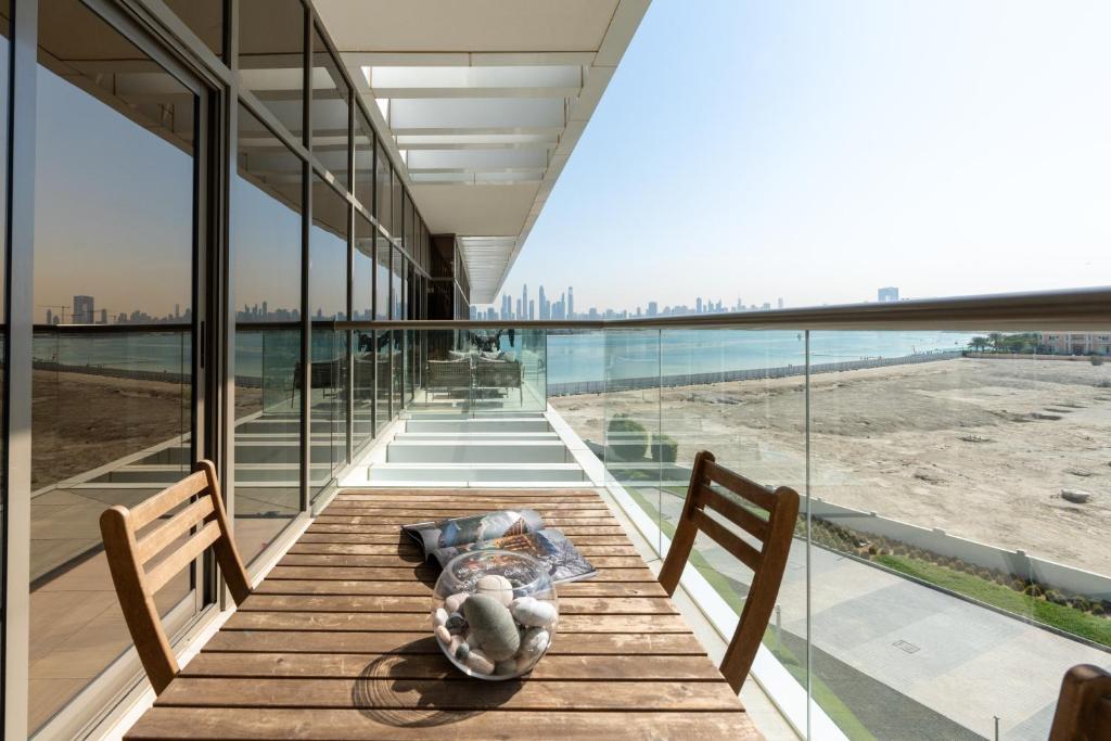 Ultimate Stay Private Beach Palm Jumeirah Luxury 3 Beds Perfect